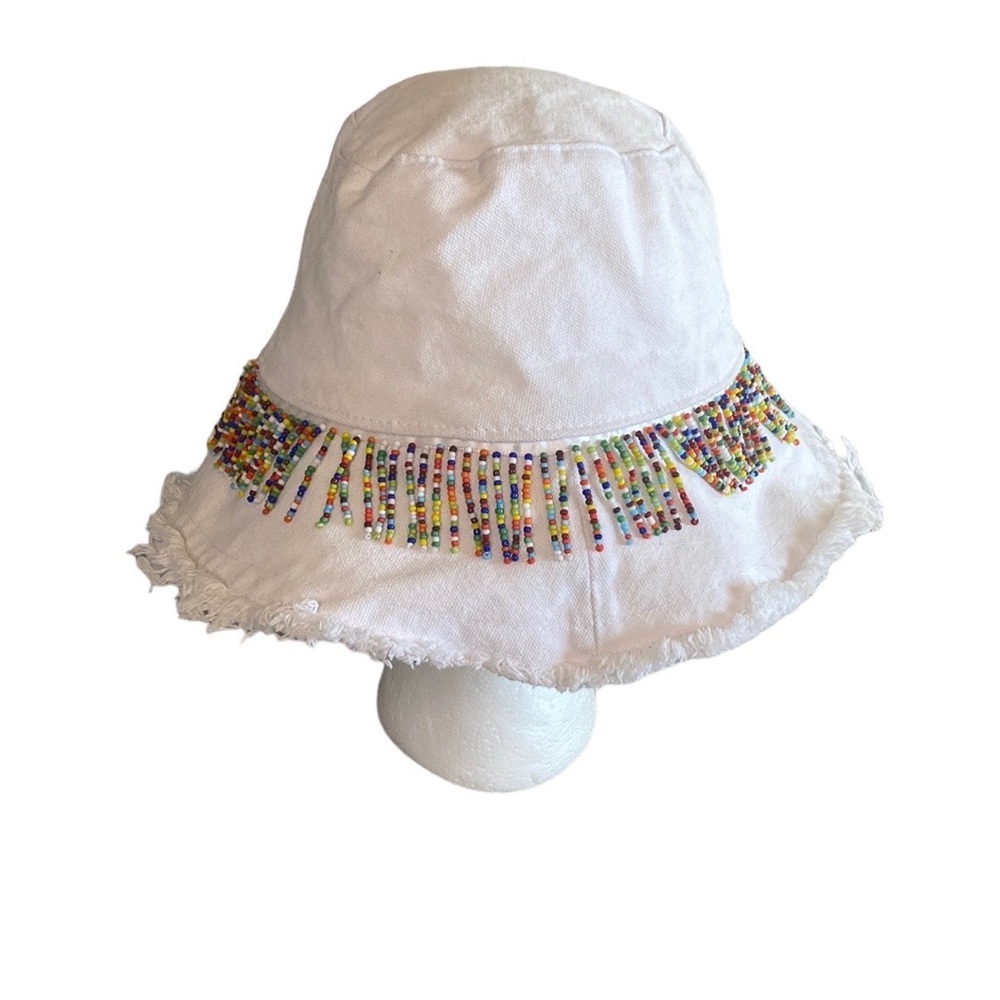 Badgley Mischka White Beaded Trim Woven Bucket Hat Fringe OS